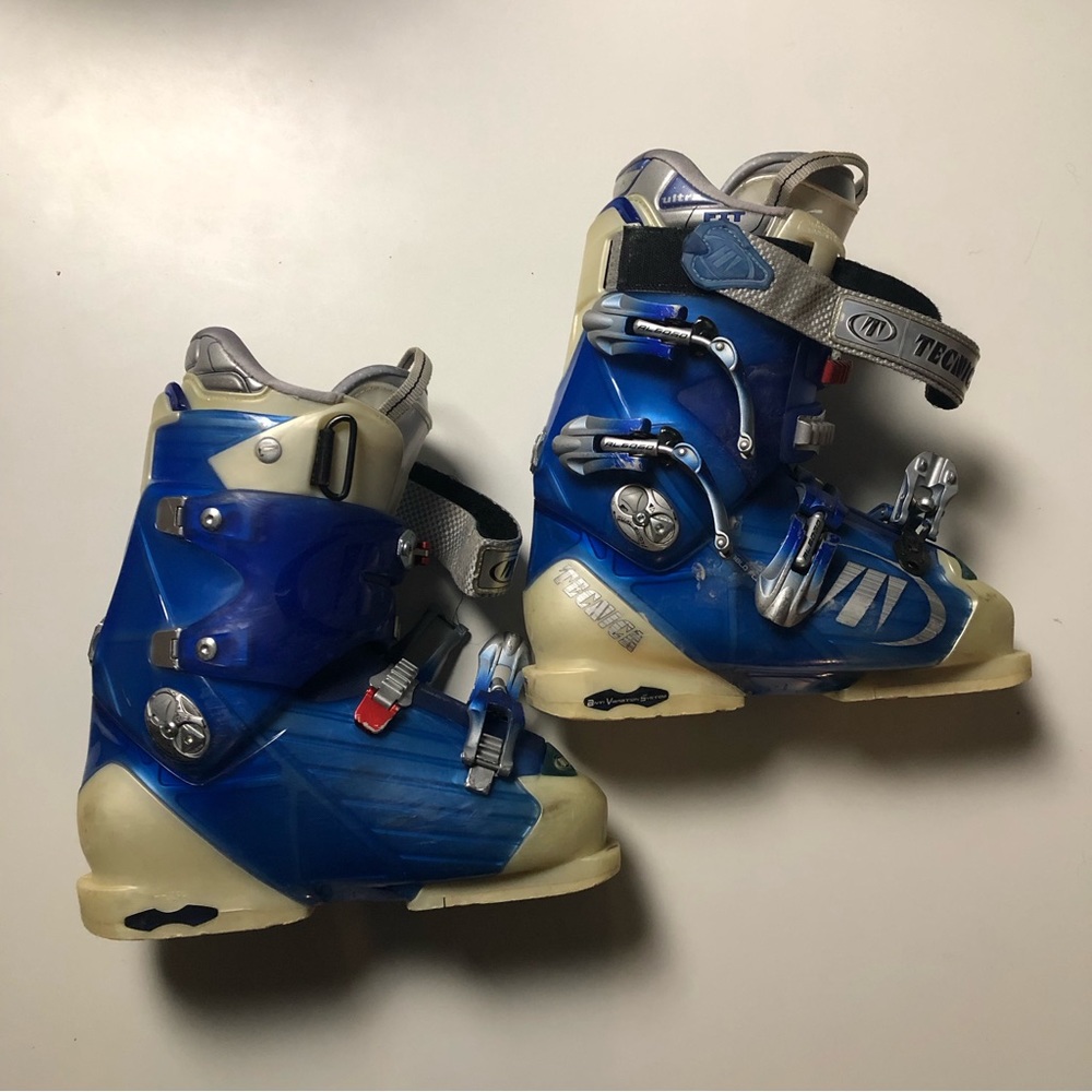 Tecnica Ultra Fit Ski Boots Adult 25.5